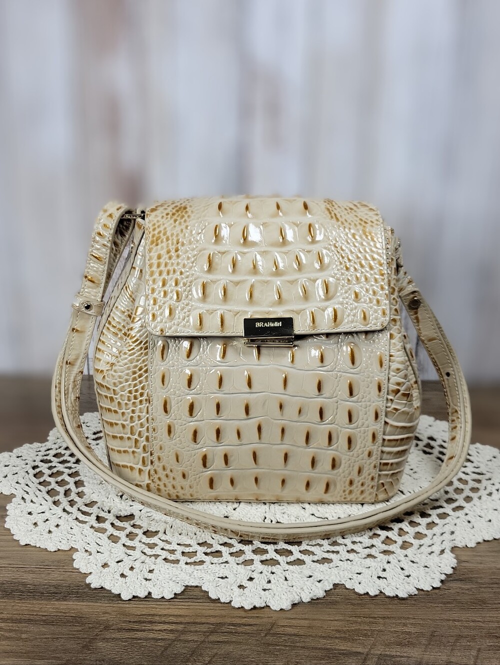 Brahmin Crossbody + Credit Card Wallet - Picture 2 of 5